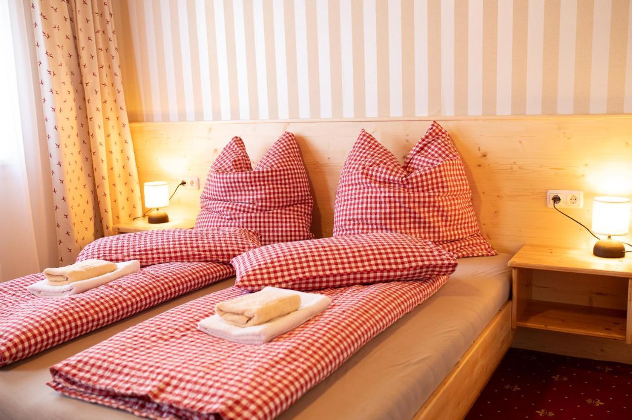 Rösslgut Bed&Breakfast Zederhaus Exterior foto